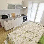 Apartman With Parking Space - 21460