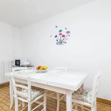 With Parking Space - 21460 Apartman *